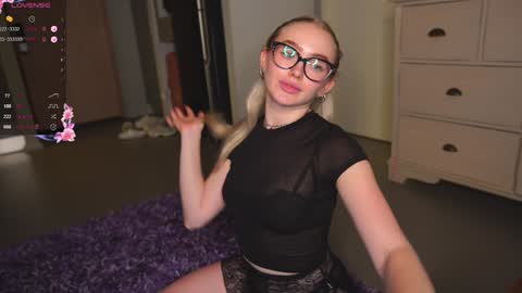 Snapshot of charming_daisy chatting on February 2025 08:02:02 AM my fansly Charming daisy              My Wishlist  for new toys     online show from February 2025 08:02:02 AM