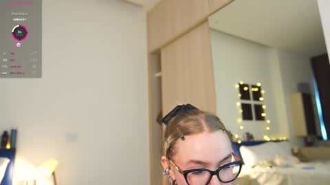 Snapshot of charming_daisy chatting on February 2025 07:37:02 AM my fansly Charming daisy              My Wishlist  for new toys     online show from February 2025 07:37:02 AM