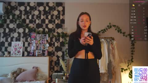 Snapshot of charming_daisy chatting on September 2025 07:10:02 AM my fansly Charming daisy              My Wishlist  for new toys     online show from September 2025 07:10:02 AM