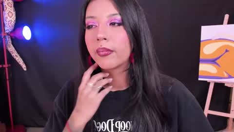 Victoria online show from October 2025 07:14:02 PM