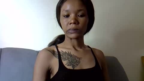 charmingdime online show from November 2025 06:41:02 AM