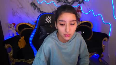 SweetMoco online show from January 2025 07:15:01 AM