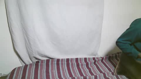 charmzboy online show from November 2025 03:45:02 AM