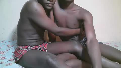 charmzboy online show from November 2025 04:26:02 AM