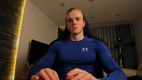 Snapshot of chasereed_ chatting on December 2025 10:05:01 PM Chase Reed online show from December 2025 10:05:01 PM