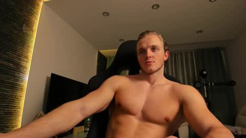 Snapshot of chasereed_ chatting on December 2025 12:07:02 AM Chase Reed online show from December 2025 12:07:02 AM