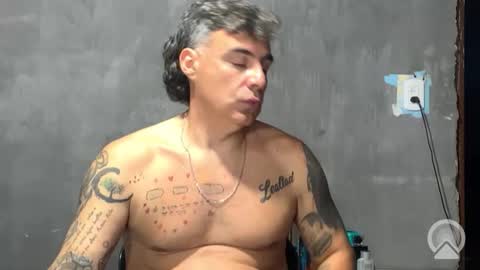 chato012 online show from November 2025 02:32:01 AM