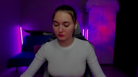 Snapshot of chatur_lady_ chatting on December 2024 05:26:01 AM Betty online show from December 2024 05:26:01 AM