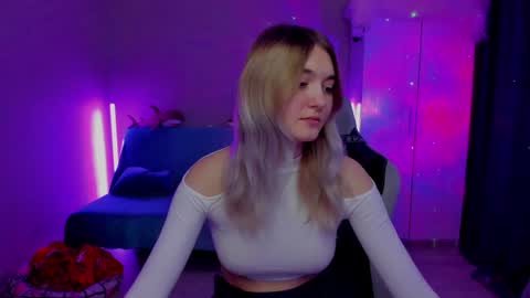 Snapshot of chatur_lady_ chatting on January 2025 08:13:02 AM Betty online show from January 2025 08:13:02 AM