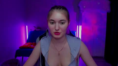 Snapshot of chatur_lady_ chatting on February 2025 04:09:02 PM Betty online show from February 2025 04:09:02 PM