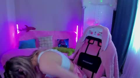 Betty online show from June 2026 02:14:01 AM