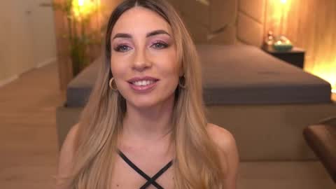 Snapshot of chaturbabe__ chatting on March 2025 12:34:01 PM Ira online show from March 2025 12:34:01 PM