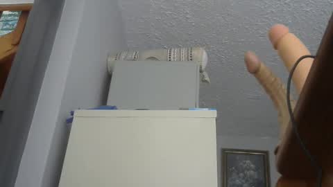 Snapshot of chaturbatordeluxe chatting on December 2024 11:17:02 AM chaturbatordeluxe online show from December 2024 11:17:02 AM