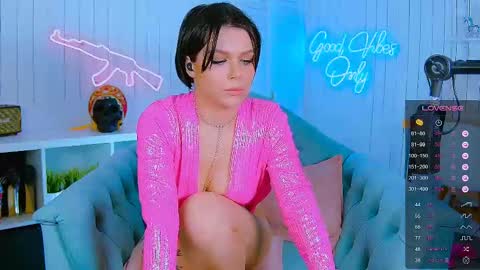 Snapshot of chaturkaterina chatting on March 2025 10:24:02 PM Miss Harmony online show from March 2025 10:24:02 PM