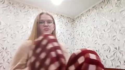 Olivia online show from May 2026 10:29:01 PM