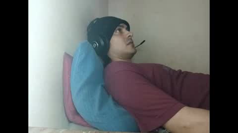 OnlyChayno online show from April 2026 07:03:01 PM