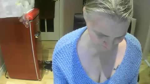 Snapshot of chealsiek chatting on September 2025 01:00:01 AM chealsiek online show from September 2025 01:00:01 AM