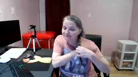 Snapshot of chealsiek chatting on October 2025 12:55:02 AM chealsiek online show from October 2025 12:55:02 AM