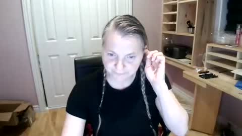 Snapshot of chealsiek chatting on November 2025 12:46:01 AM chealsiek online show from November 2025 12:46:01 AM