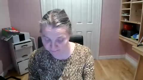 chealsiek online show from January 2026 03:55:01 AM