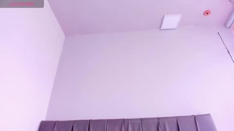 Cherlyn online show from September 2025 05:35:01 PM