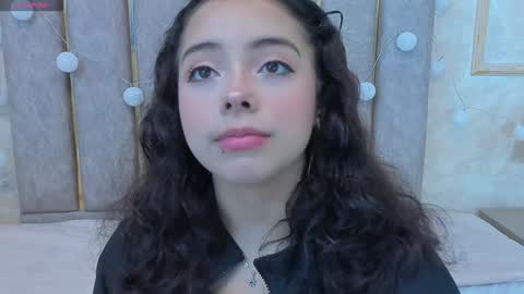 Snapshot of cheerrysweett chatting on January 2025 12:42:02 PM Baby Cherry online show from January 2025 12:42:02 PM
