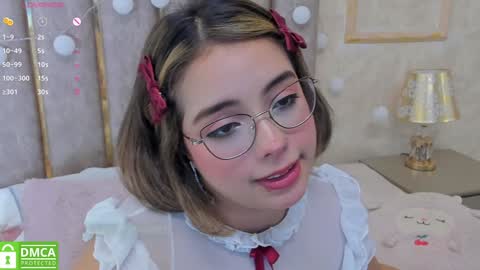 Snapshot of cheerrysweett chatting on January 2025 03:44:02 PM Baby Cherry online show from January 2025 03:44:02 PM