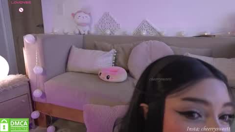Snapshot of cheerrysweett chatting on September 2025 10:21:01 PM Baby Cherry online show from September 2025 10:21:01 PM