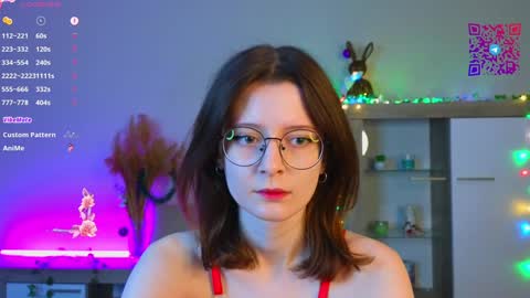 Mona online show from December 2024 03:11:02 PM