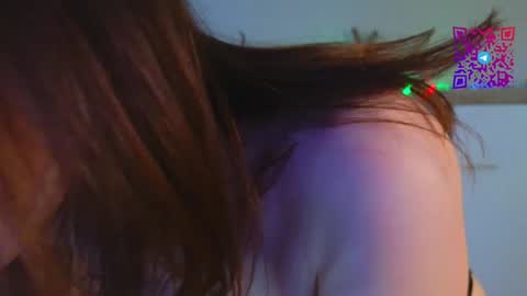 Mona online show from February 2025 09:26:02 PM