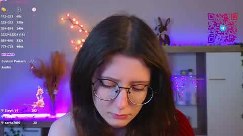 Mona online show from February 2025 09:14:02 PM