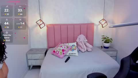 Camila  online show from March 2025 01:31:02 AM