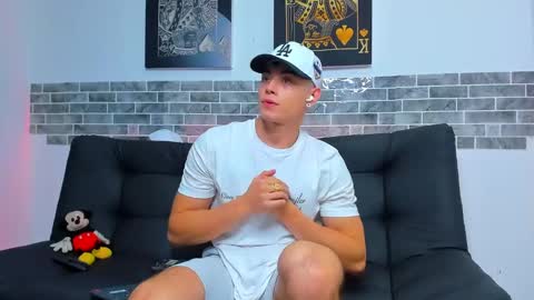 Snapshot of chepe_fit chatting on February 2025 12:07:01 AM chepe vause online show from February 2025 12:07:01 AM