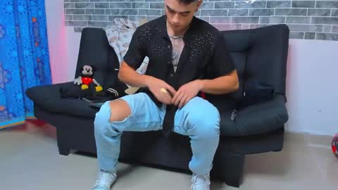 Snapshot of chepe_fit chatting on February 2025 12:54:01 AM chepe vause online show from February 2025 12:54:01 AM