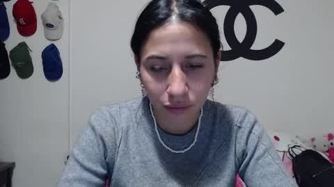 Snapshot of cherry_hc chatting on January 2025 02:14:01 AM Nezumy Rey online show from January 2025 02:14:01 AM