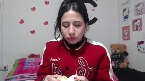 Snapshot of cherry_hc chatting on February 2025 03:31:02 AM Nezumy Rey online show from February 2025 03:31:02 AM