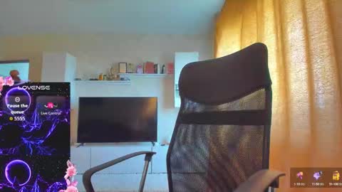 mayra online show from September 2025 08:03:02 AM