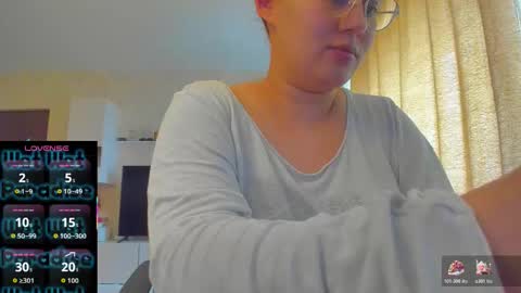 mayra online show from November 2025 09:42:01 AM