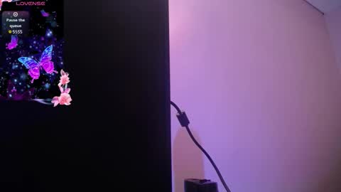 Snapshot of cherry_sex_x chatting on November 2025 09:05:02 PM cherry_sex_x online show from November 2025 09:05:02 PM