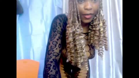 Snapshot of cherry_xchaos chatting on July 2026 04:57:02 PM Sophie online show from July 2026 04:57:02 PM