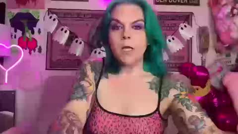 CherryBombBomb online show from October 2025 04:11:01 AM