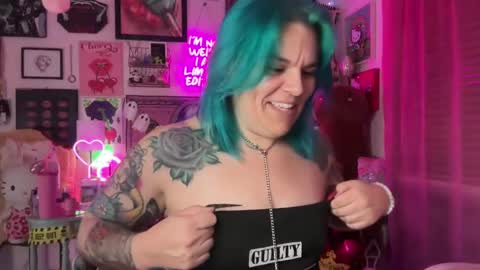 CherryBombBomb online show from October 2025 04:15:02 AM