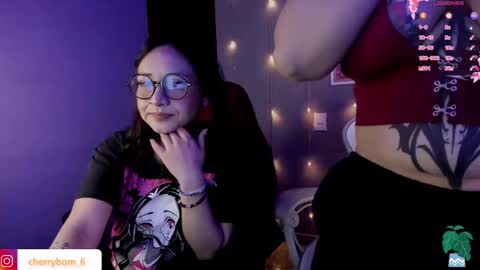  dayis independent model  online show from February 2025 05:20:02 AM