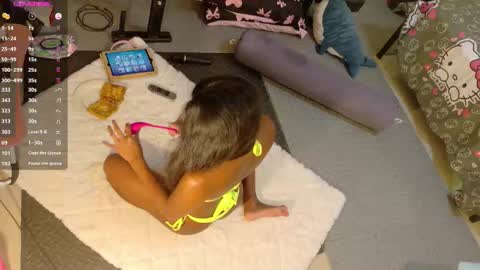 Cherry online show from September 2025 02:14:01 AM