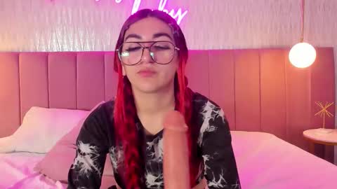 Cherry online show from October 2025 01:43:02 PM