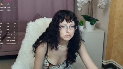Isabel online show from May 2026 07:26:02 PM
