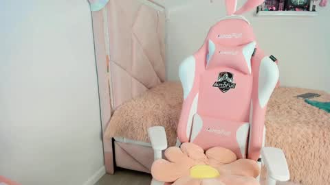 Snapshot of cherrymafer666 chatting on January 2025 03:48:02 AM cherrycute666 online show from January 2025 03:48:02 AM