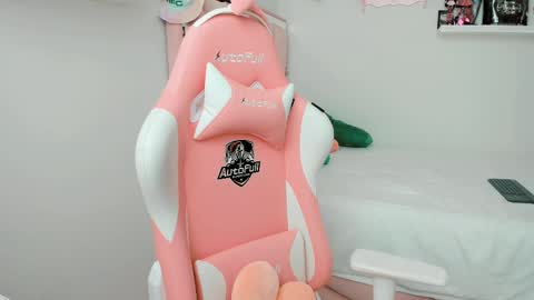 Snapshot of cherrymafer666 chatting on March 2025 07:32:01 PM cherrycute666 online show from March 2025 07:32:01 PM