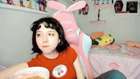 Snapshot of cherrymafer666 chatting on November 2025 12:57:01 AM cherrycute666 online show from November 2025 12:57:01 AM