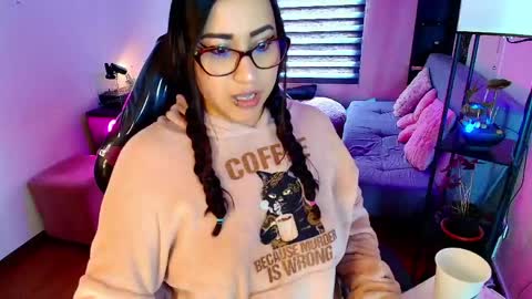 Snapshot of cherryy_bombshelll chatting on May 2026 03:50:02 PM cherry online show from May 2026 03:50:02 PM